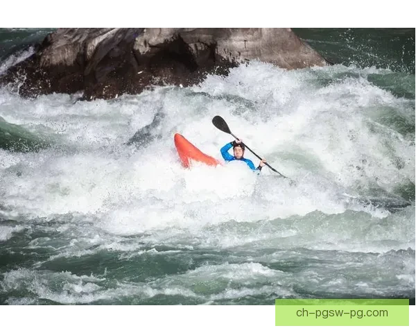 划破风浪，皮划艇探险直播