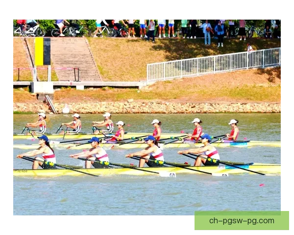 探寻赛艇冠军的背后故事：挑战、奋斗与荣耀